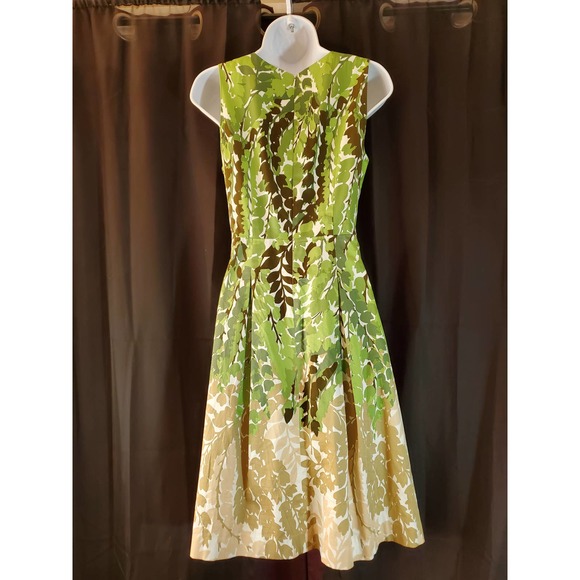 Talbots Size 8 Petite Green Leaves Summer Dress - Picture 2 of 4